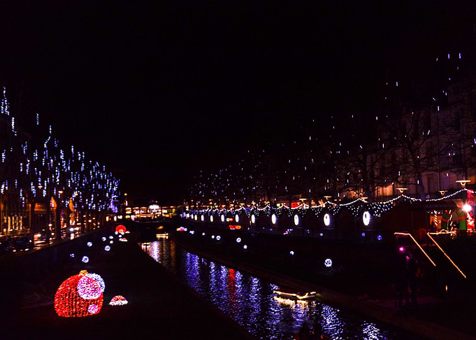 Christmas lights City