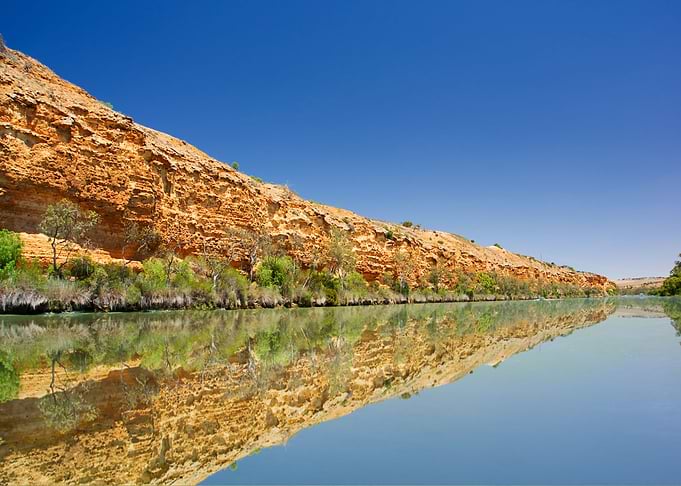 Australia Beauty Bend Boat