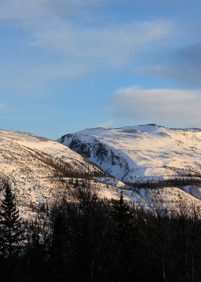 Snowy mountain
