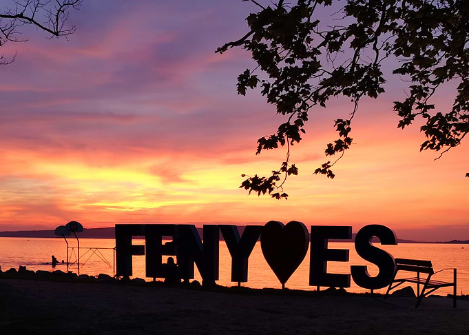 Balatonfenyves