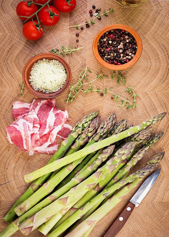Green Asparagus Ham Plate