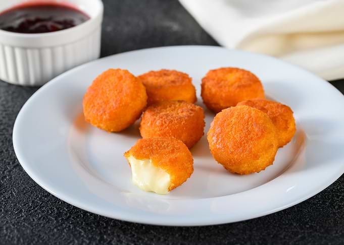 Camembert nuggets