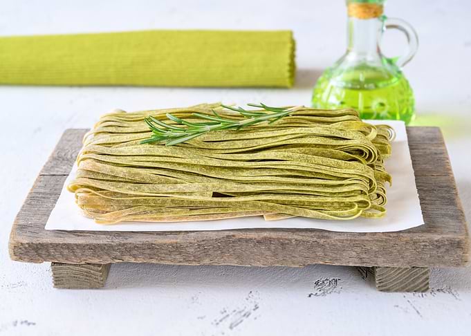 Spinach fettuccine