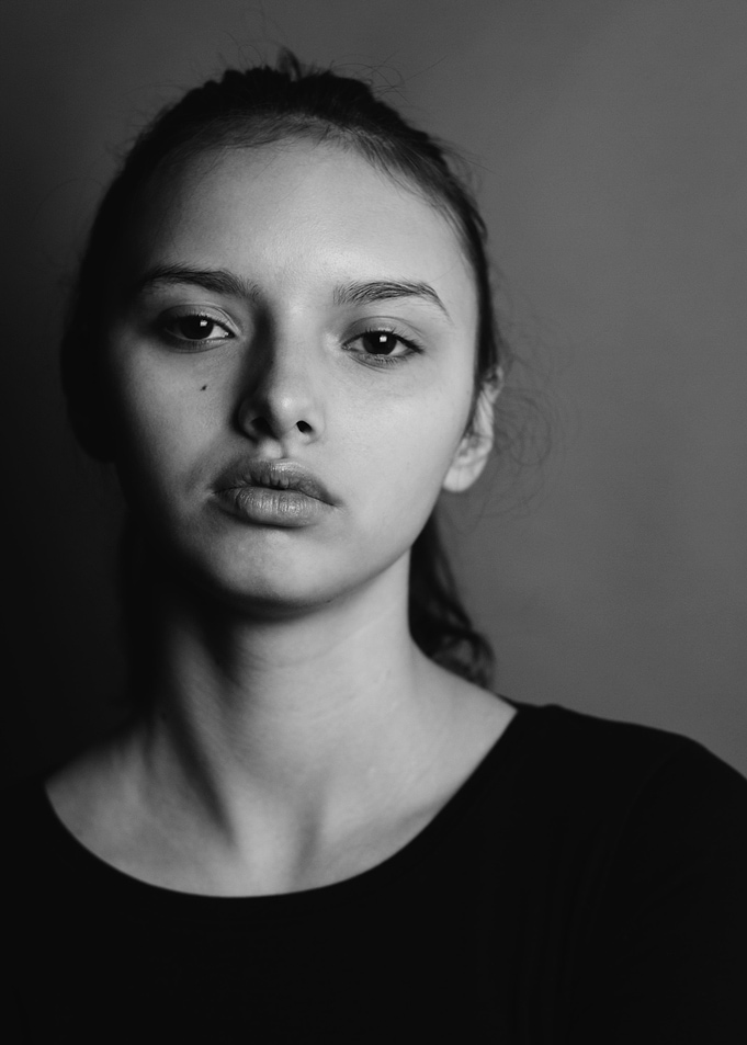 BW Girl Portrait