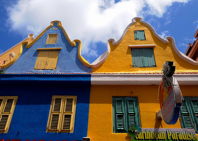 Curacao dutch style houses