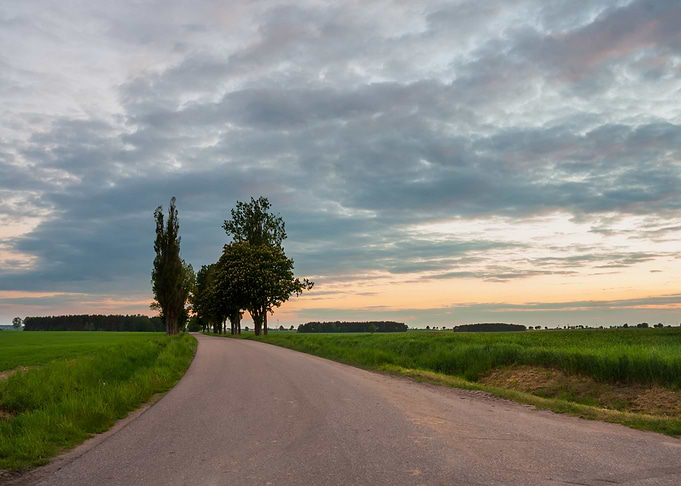 Speed Highway Green Field