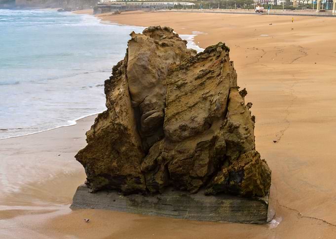 Rocks Orange in Beach