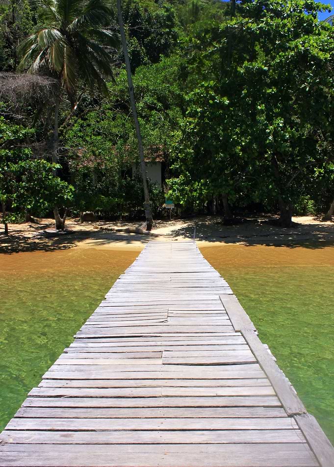 Little port in Lagoa beach