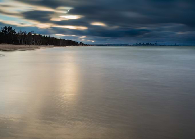 Shine Stick Shore Green Wi