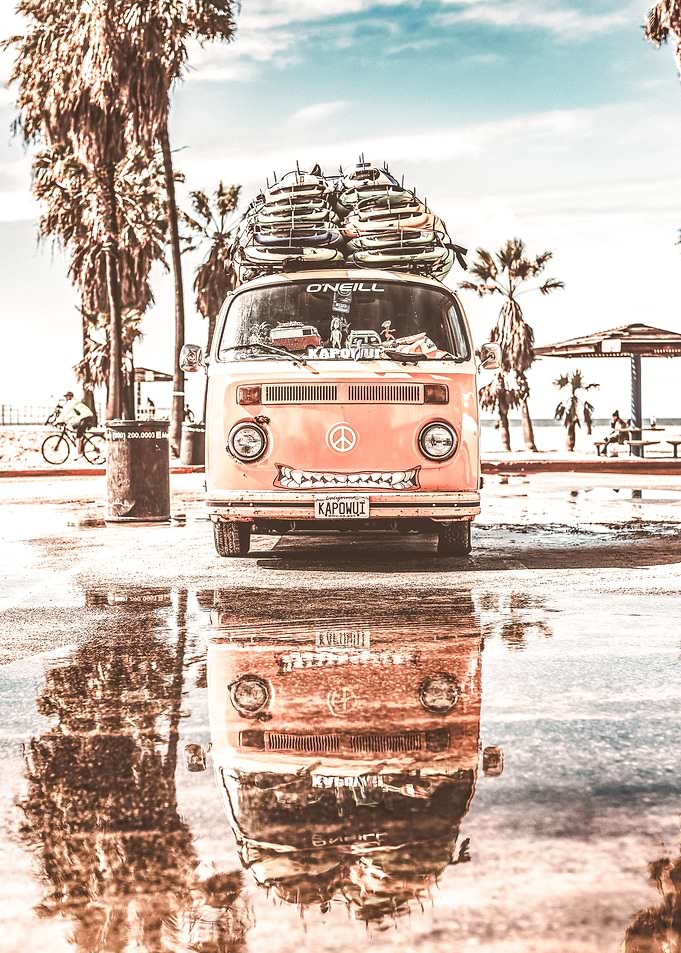 Urban Retro Camper Surf