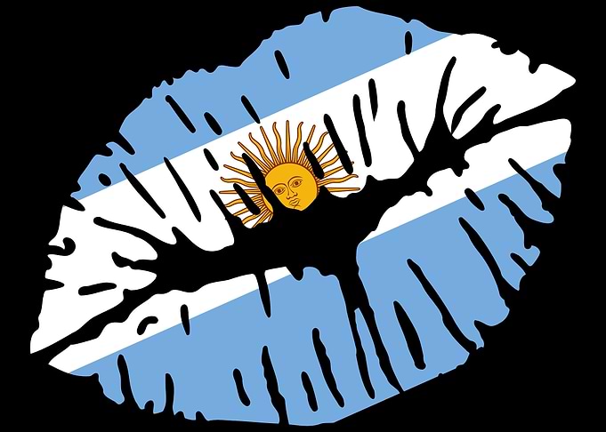 Argentina flag kiss