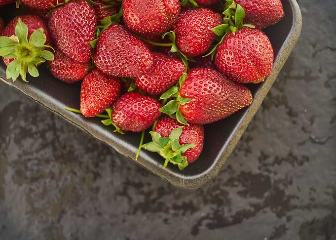 strowberry grey red