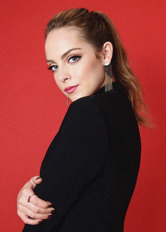Elizabeth Gillies 2020 ame