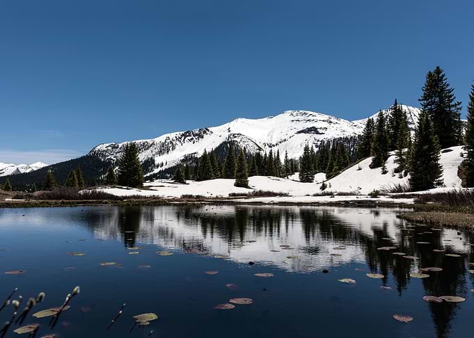 Lake Molas