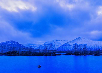 Lake Mountains