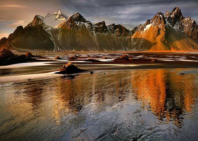 Lake Mountains Scenery