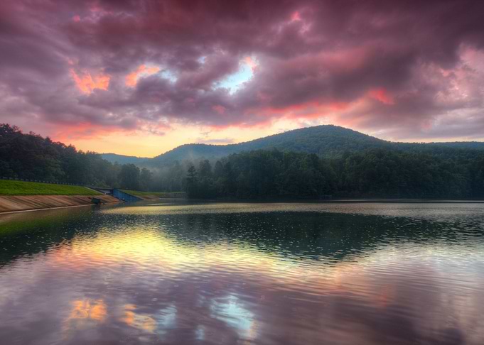 Lake Mountains Scenery