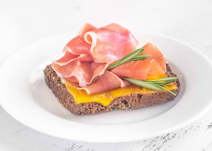 Sandwich with ham