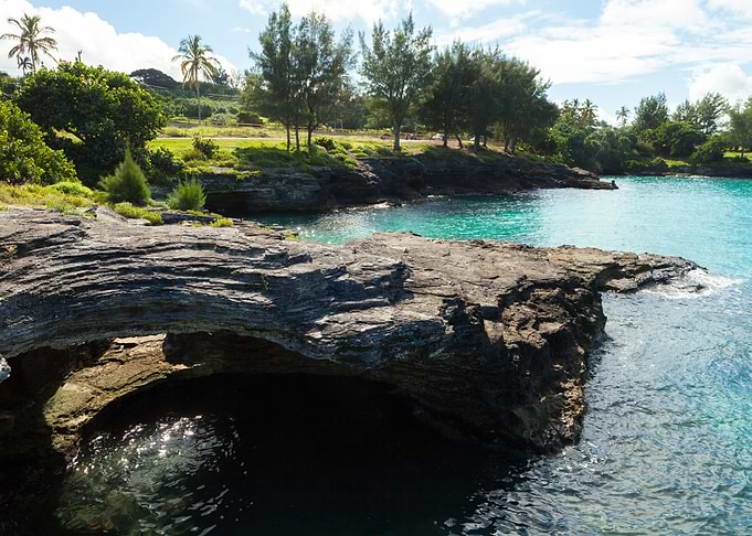 Bermuda Tropical Waters Be