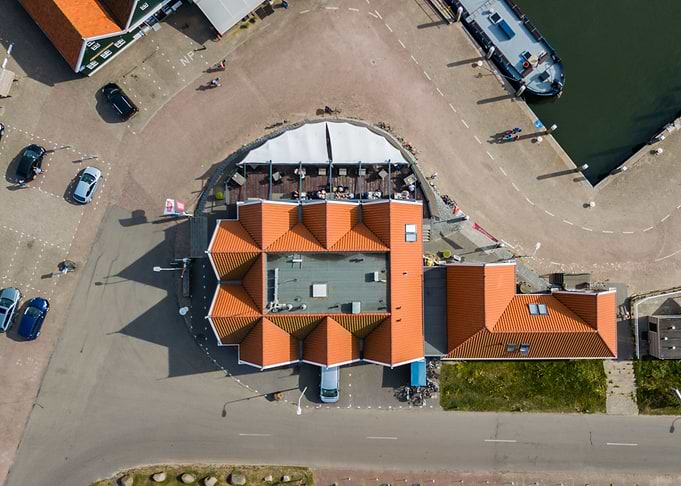 Oudeschild port houses