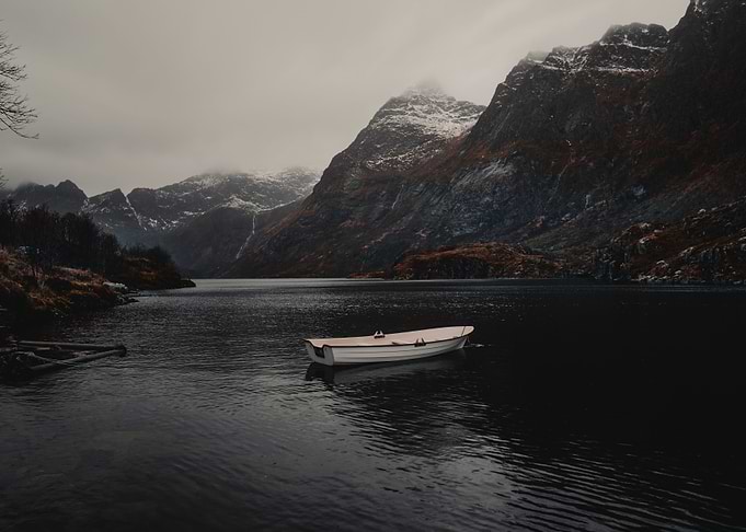 Serene Lake Mountains
