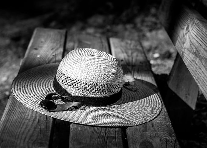 Photo of hat B and W by rb