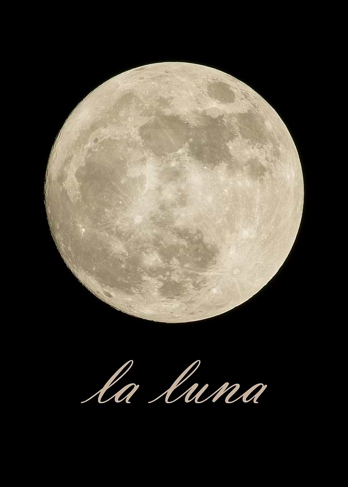 La luna The moon