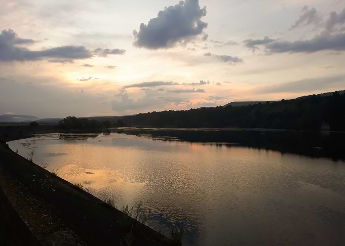 Sunset by the lake