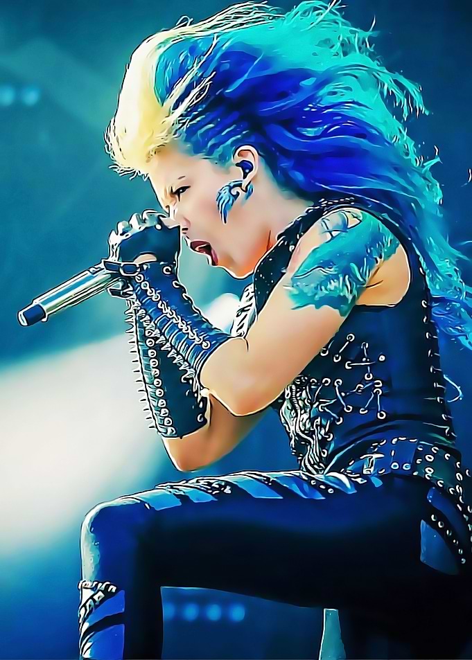 Alissa White Gluz