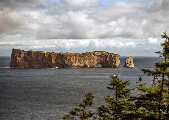 Rocher Perce Rocks Canada
