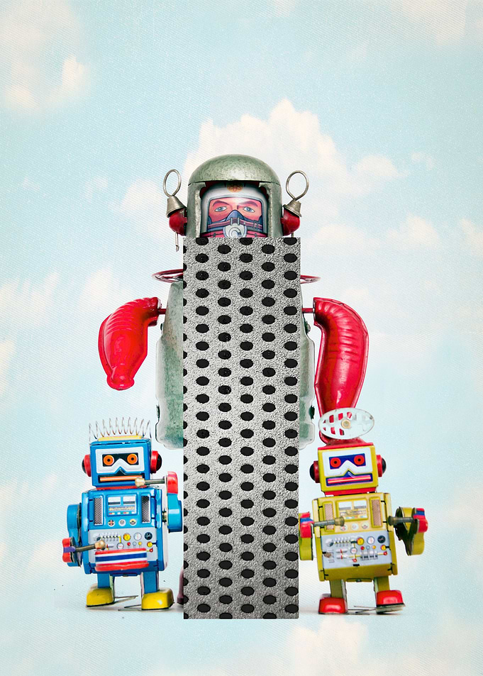 Big letter I robot