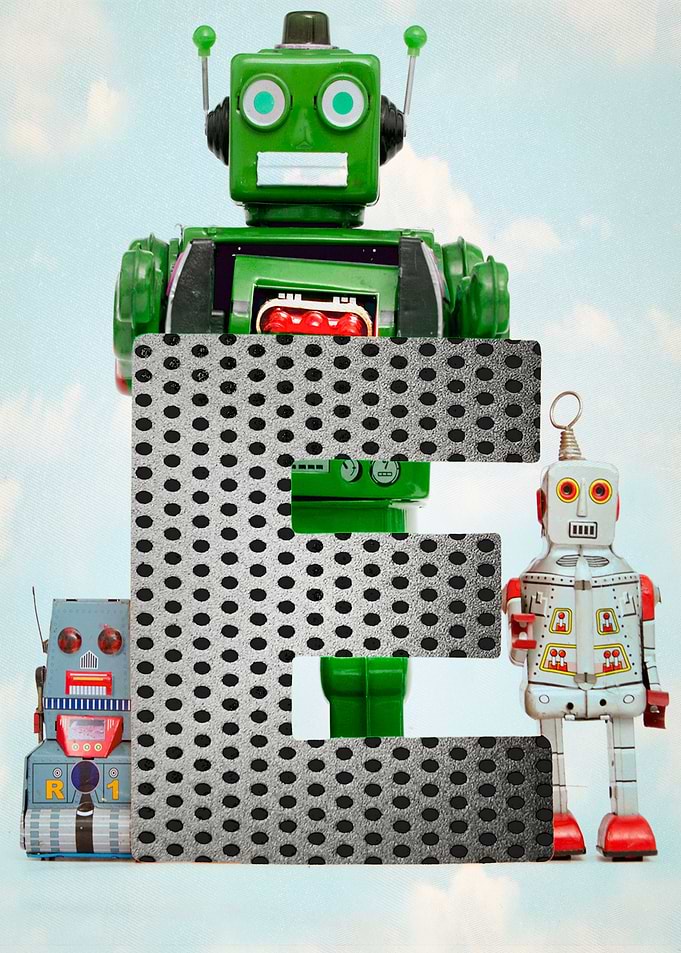 Big letter E robots