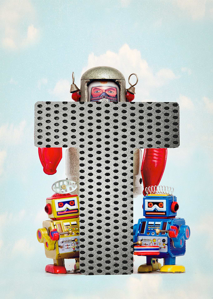 Big letter T retro robot