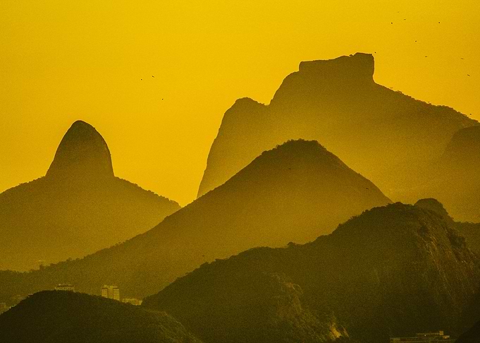 Rios Mountains