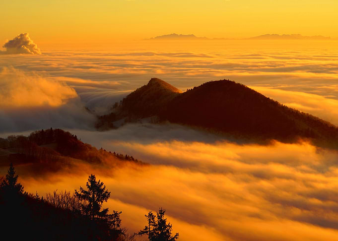Misty Sunset Horizon