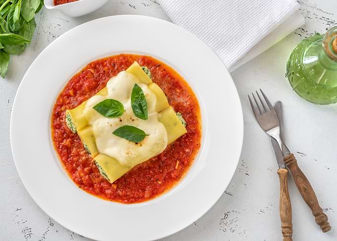 Spinach and Ricotta Cannel