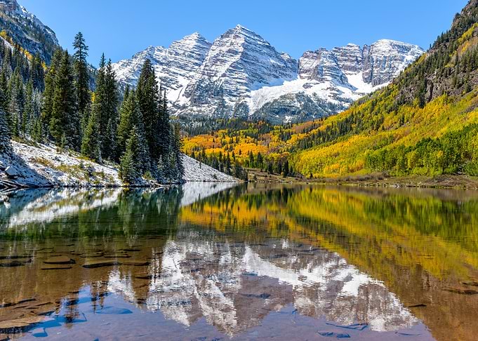 Mirror lake