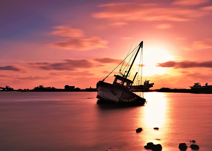 Boat Boats Ship Ocean Suns