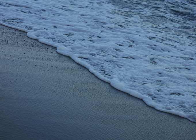 Waves macro crete island