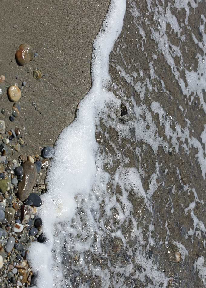 Waves macro crete island