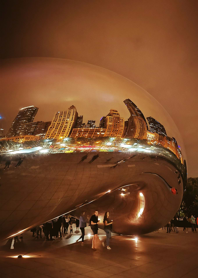 Cloud gate in Chicago