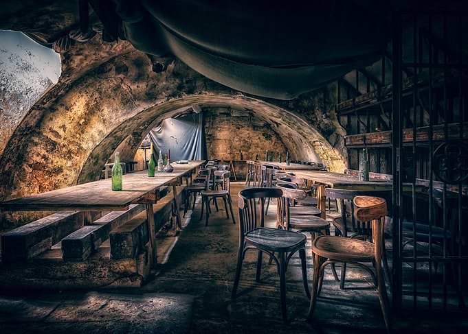 OLD PUB