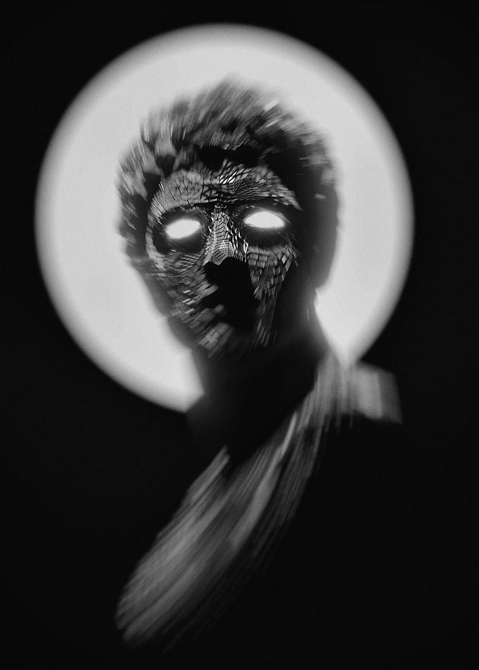 STATUE IN MOTION