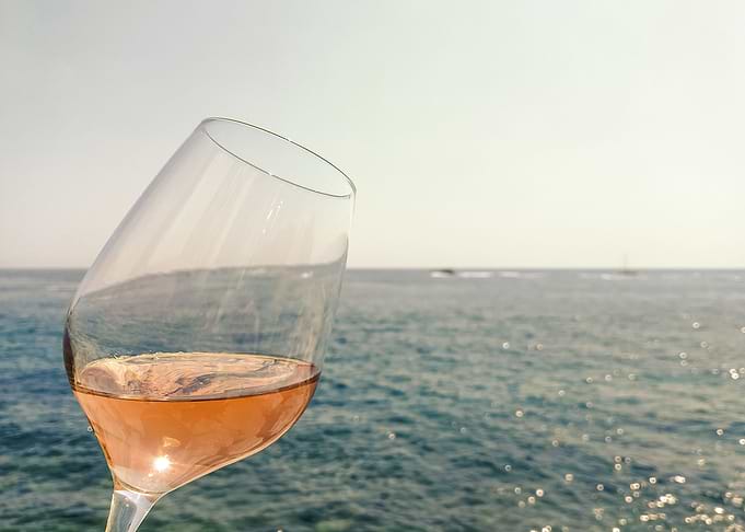 Rose wine in Riviera