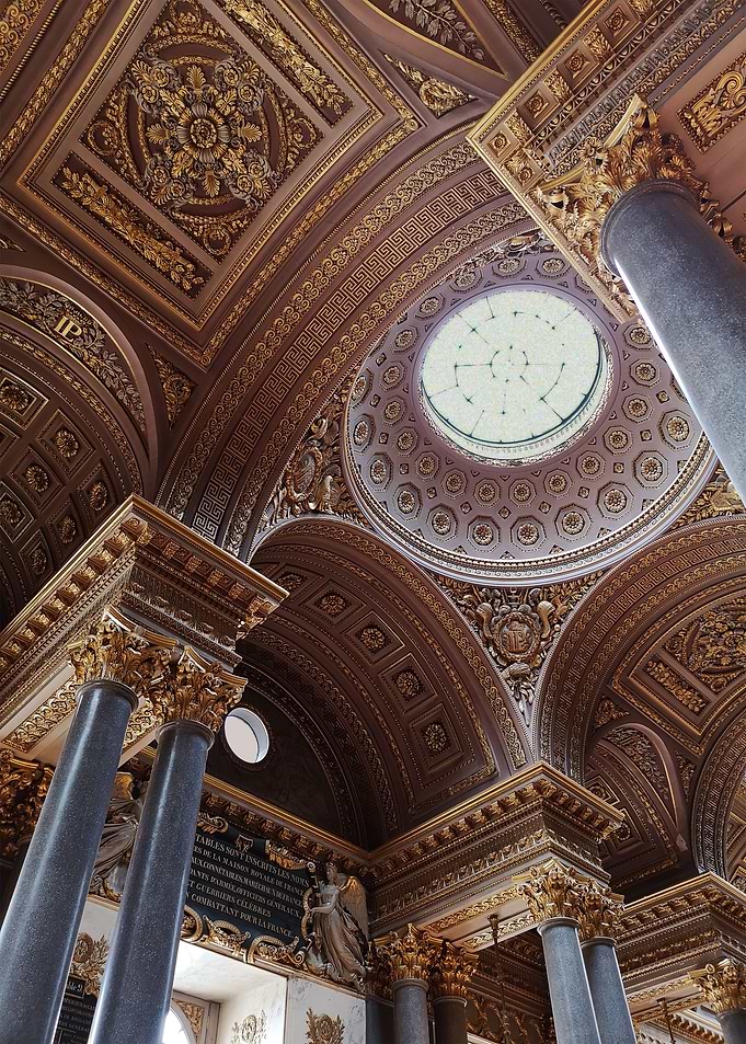 Versailles ceiling