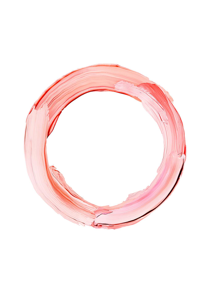 O in Pink