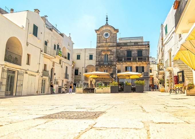Square in Cisternino