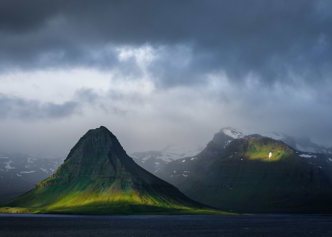 CLOUDY WEATHER ON MOUNTAIN