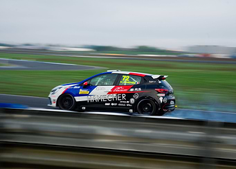 Clio Cup Burn Rubber