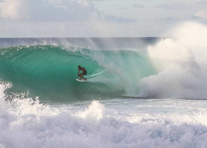 Scenic Surfing Landscape